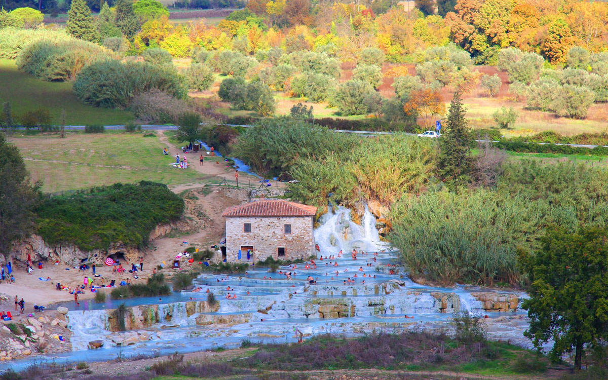 Saturnia Saturnia