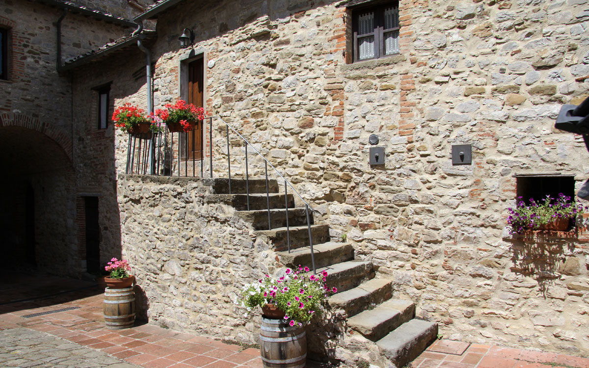 Burg Chianti 4 Außenansichten 18 Burg Chianti 4 Außenansichten 18