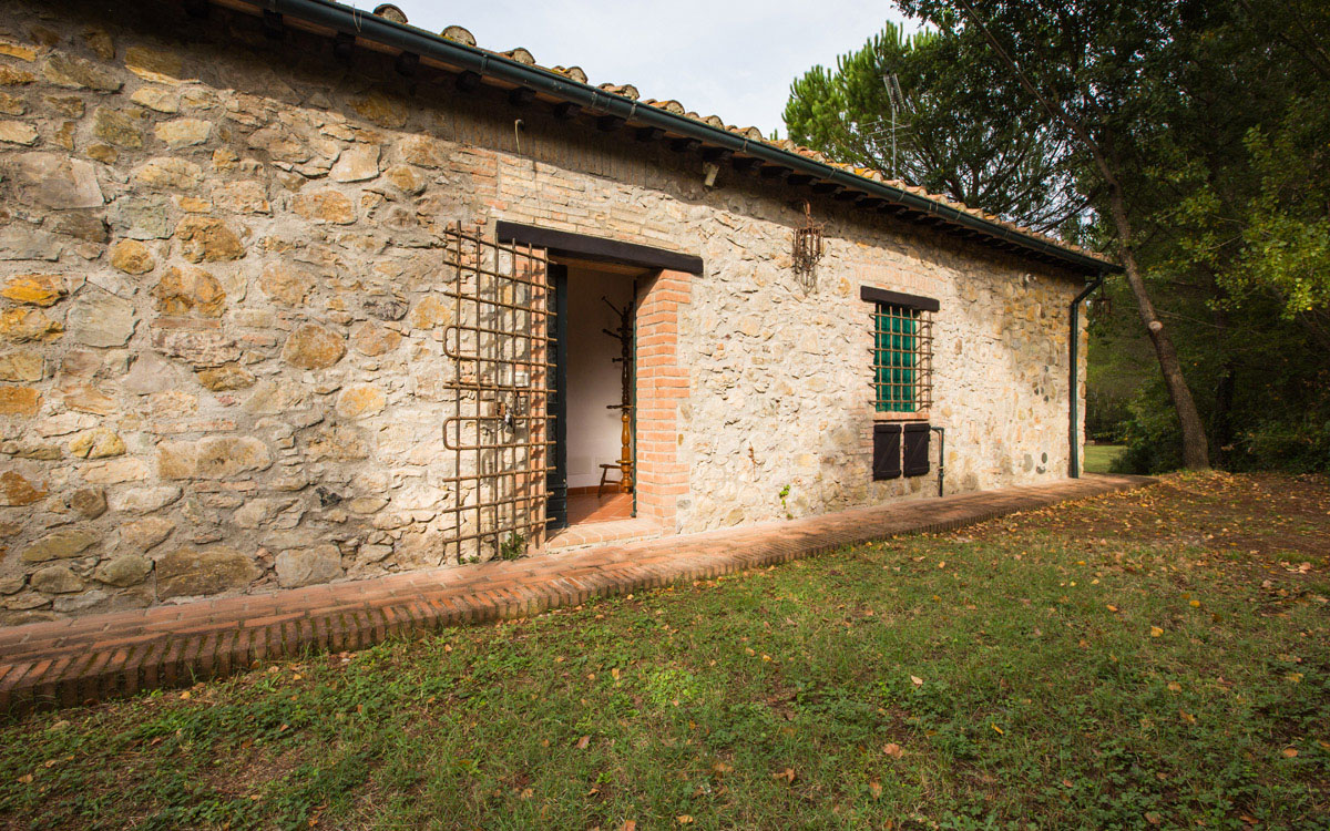 Cottage La Sassa 1 Exterior Views 01