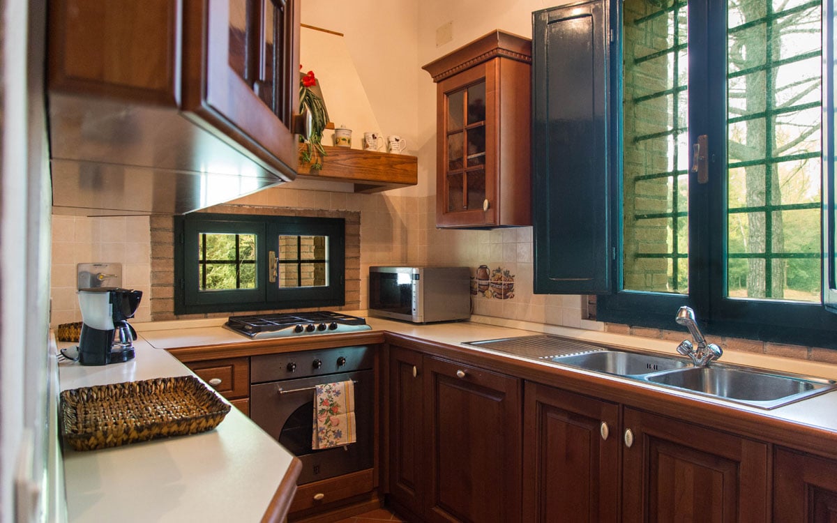 Cottage La Sassa 1 Küche 01