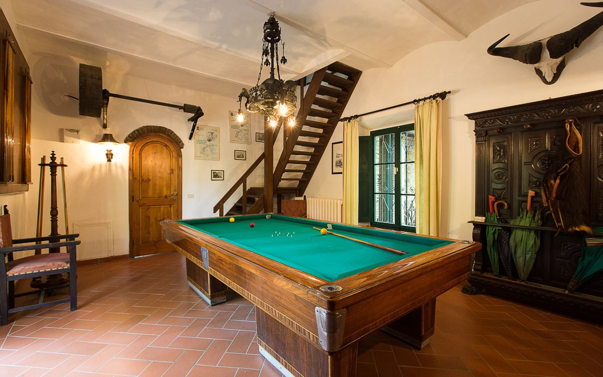 Landvilla Guardistallo Billardzimmer 02