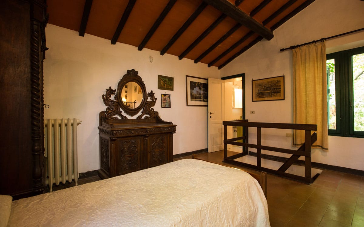 Landvilla Guardistallo Schlafzimmer 09