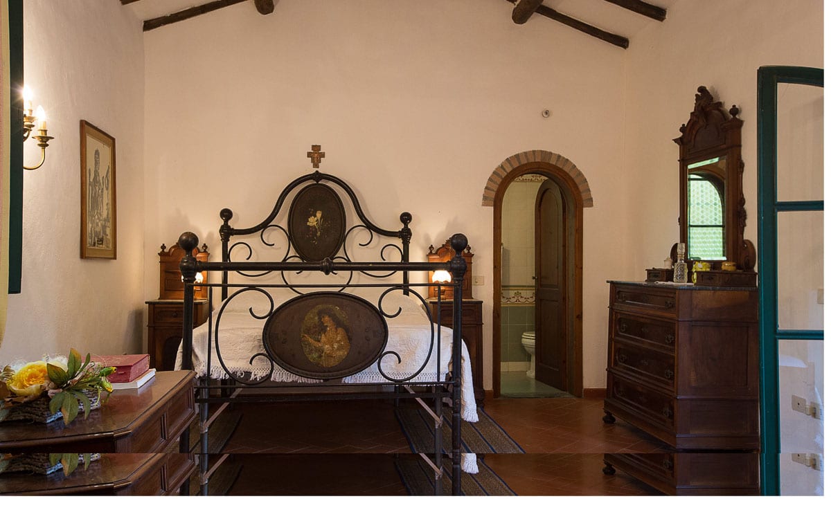 Landvilla Guardistallo Schlafzimmer 12