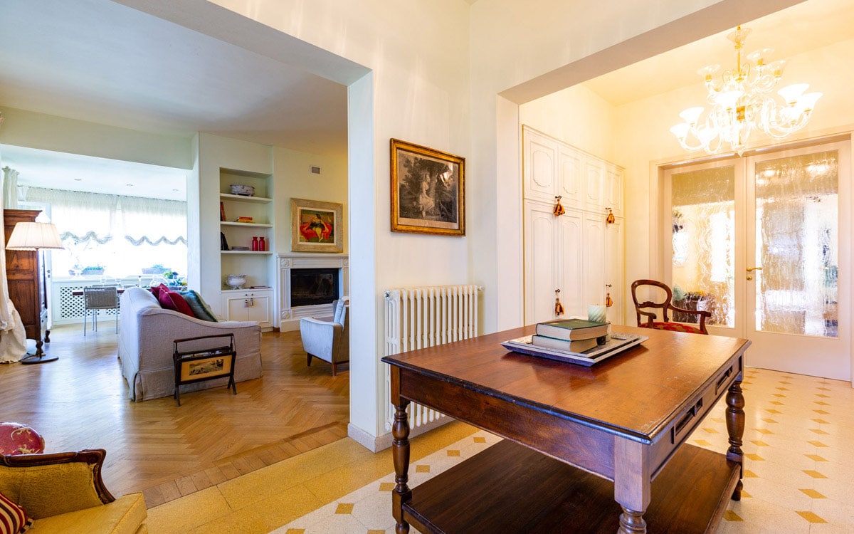Villa Chianni 9 Flur 02 Villa Chianni 9 Flur 02