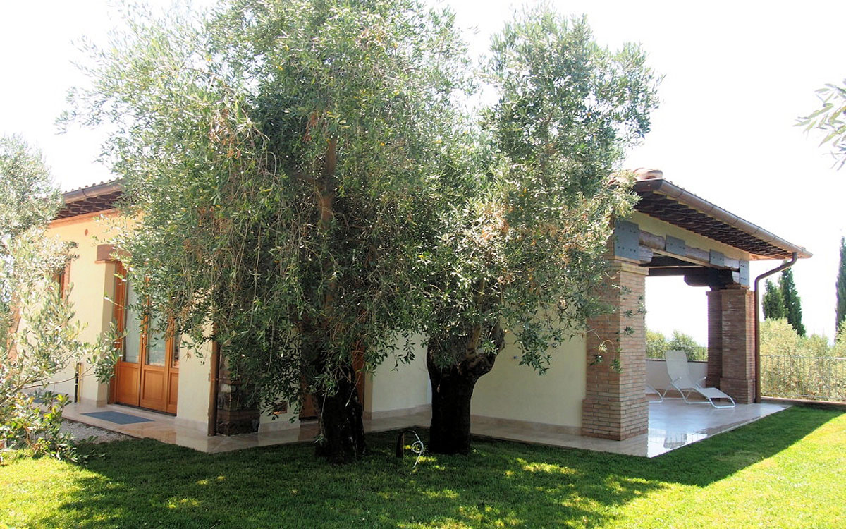 Villa Follonica Außenansichten 08 Villa Follonica Außenansichten 08