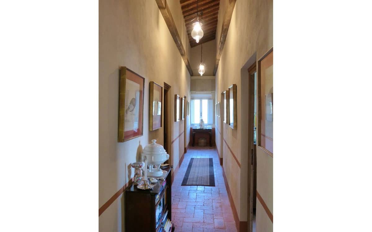 Villa Marti 3 Flur 01