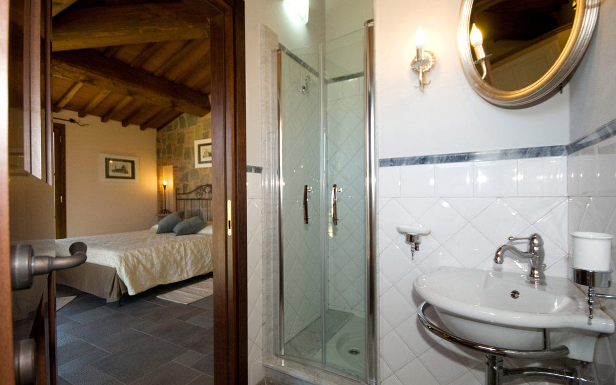 Villa Peccioli 5 Bad 02 Villa Peccioli 5 Bad 02
