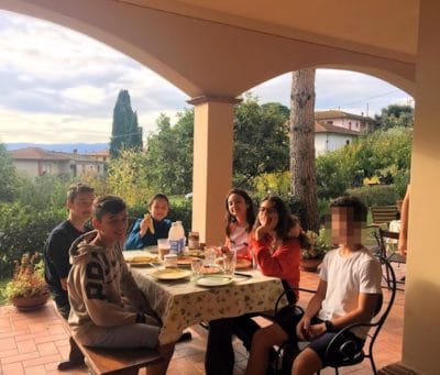 Teenies in der Toskana
