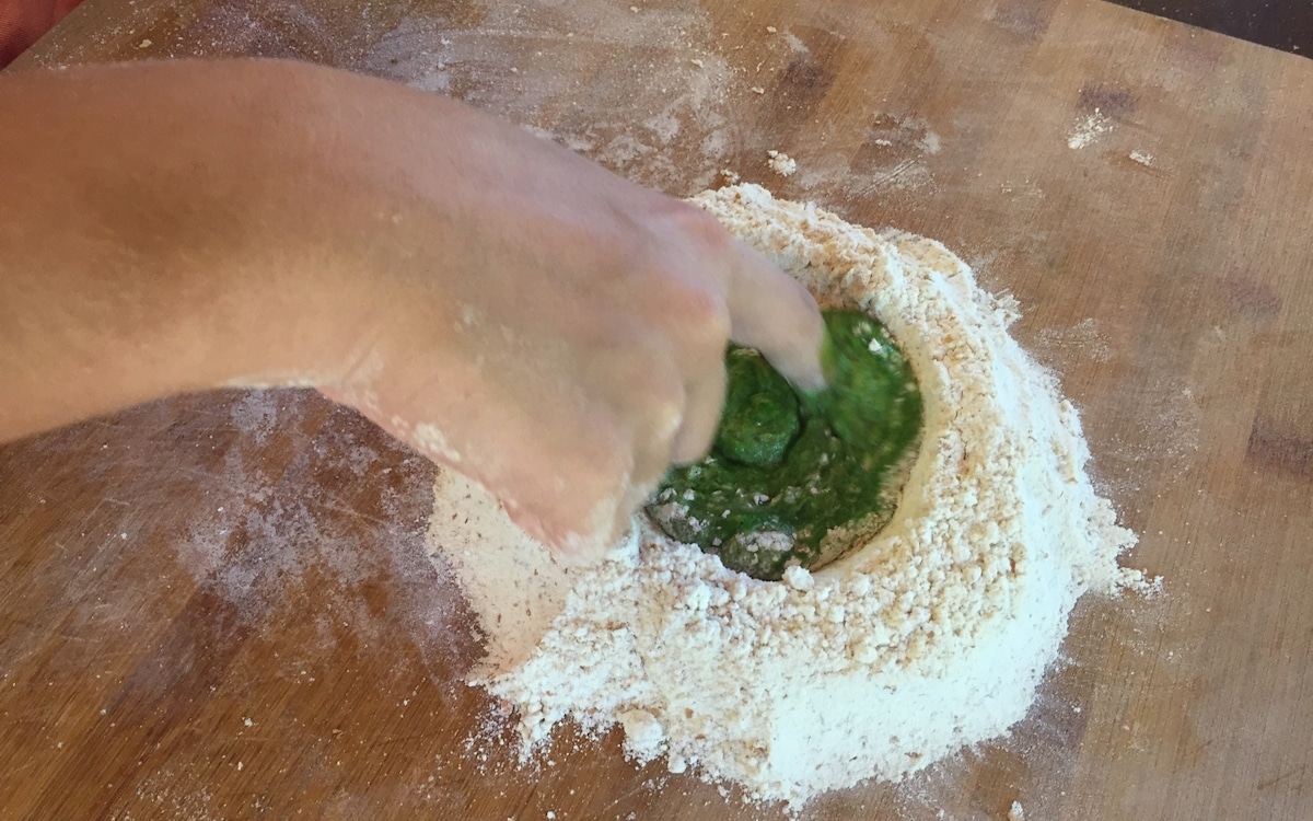 Bio-Kochkurs 16 ~ Nudelteig vorbereiten Bio-Kochkurs 16 ~ Nudelteig vorbereiten