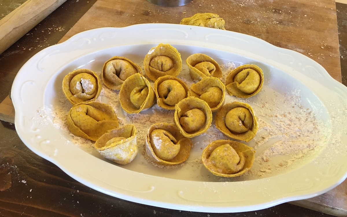 Bio-Kochkurs 29 ~ Curcuma-Tortelli Bio-Kochkurs 29 ~ Curcuma-Tortelli