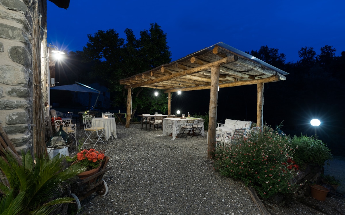 Bio-Agriturismo Fivizzano 1 - Terrasse (2) Bio-Agriturismo Fivizzano 1 - Terrasse (2)