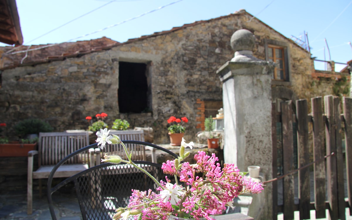 Borgo Quarrazzana Innenhof (5) Borgo Quarrazzana Innenhof (5)
