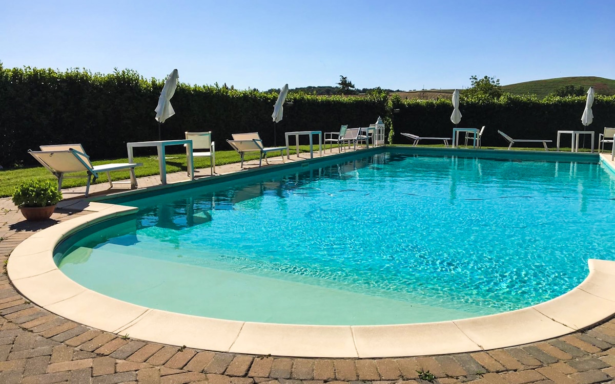 Pool im Landhaus Volterra 2 Pool im Landhaus Volterra 2