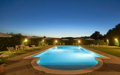 Pool im Landhaus Volterra 2 (Nachts)