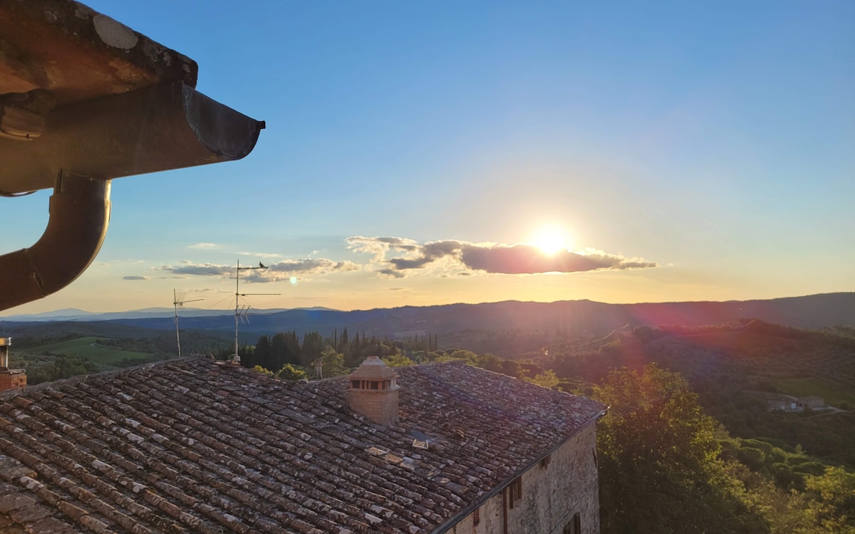 Burg Chianti Sonnenaufgang (1) Burg Chianti Sonnenaufgang (1)
