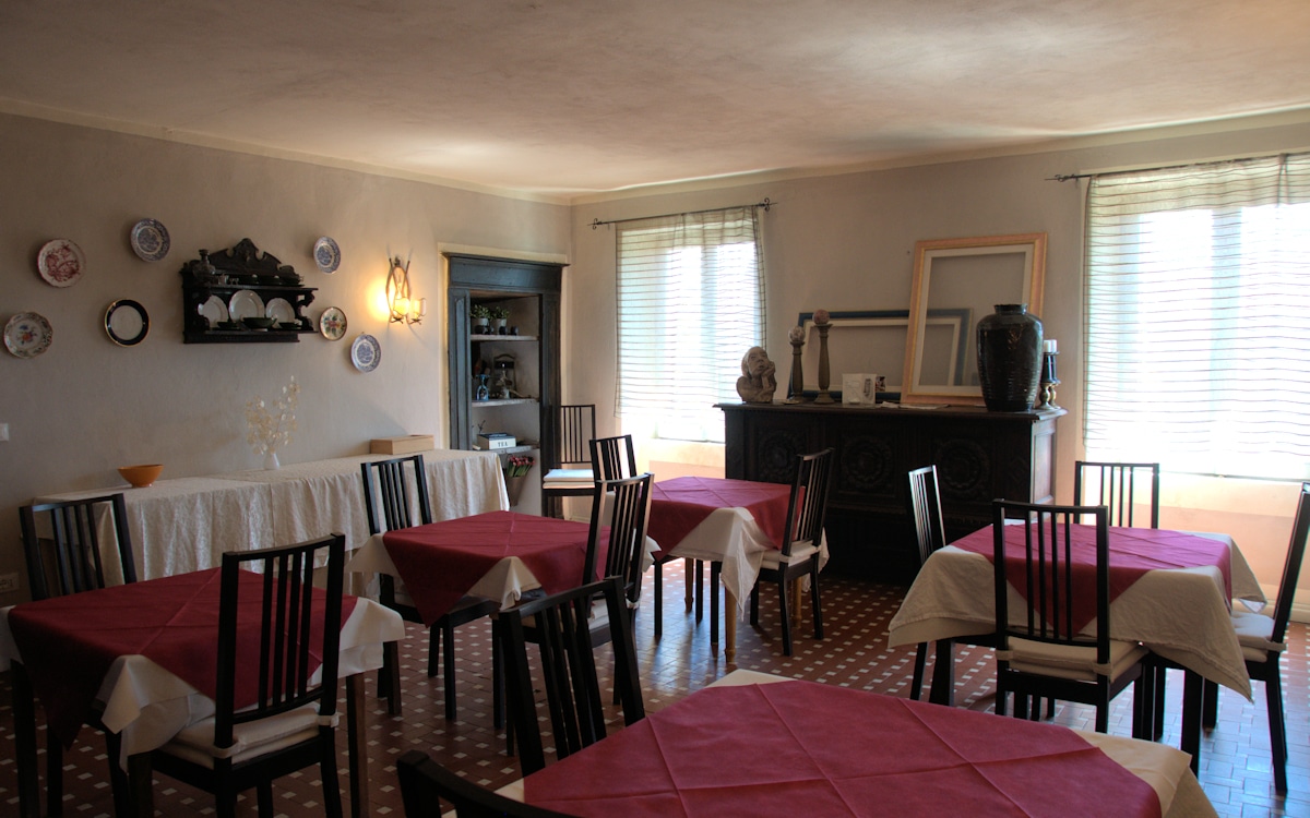 Borgo Quarazzana - Esszimmer (1) Borgo Quarazzana - Esszimmer (1)
