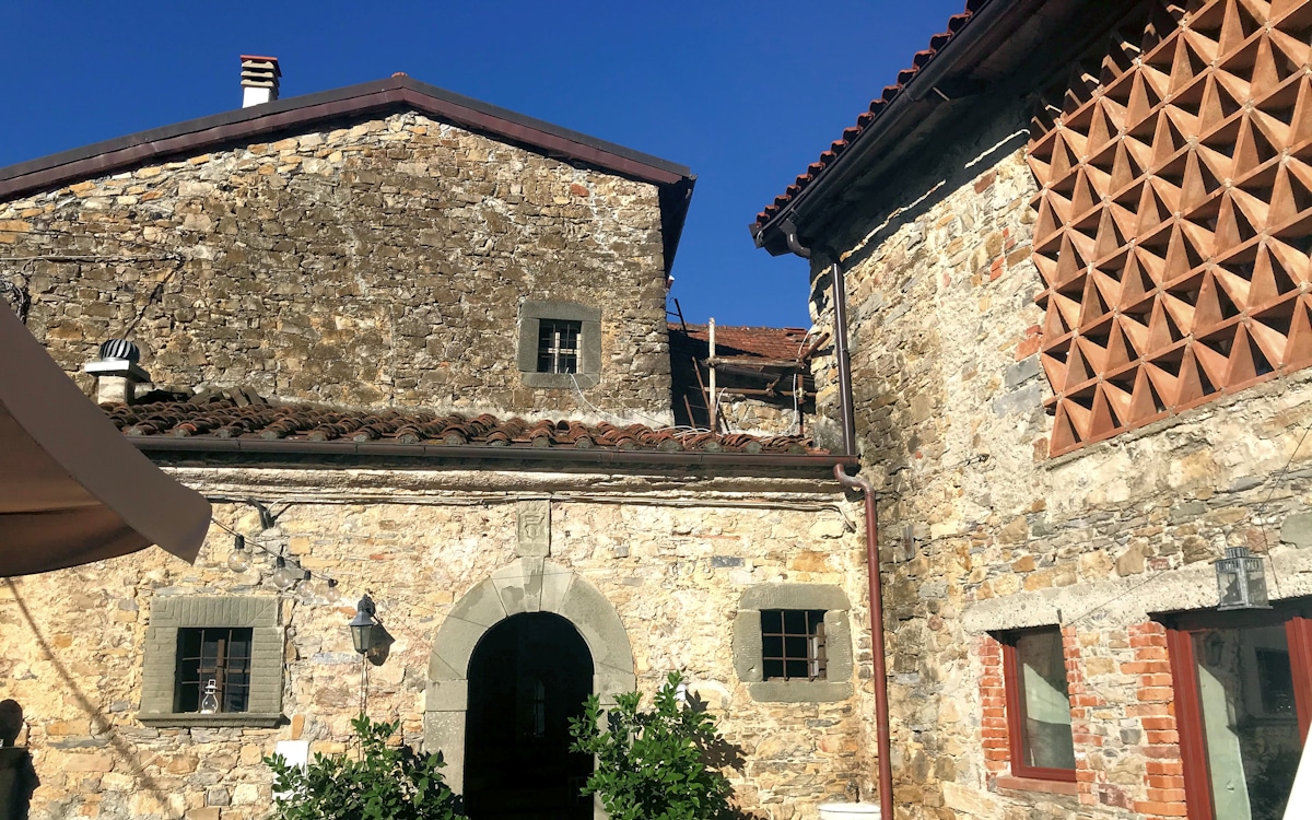Borgo Quarazzana - Hof (4) Borgo Quarazzana - Hof (4)