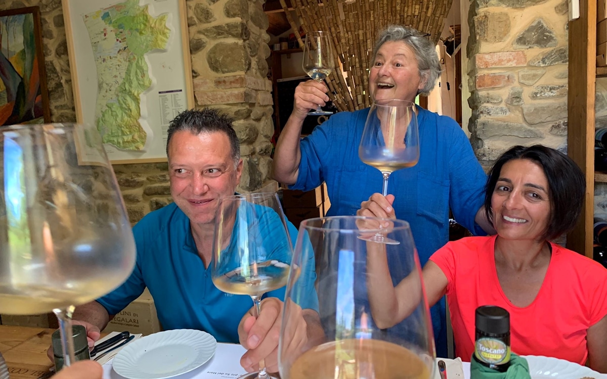 Weinprobe in Bolgheri - Weingut (3) Weinprobe in Bolgheri - Weingut (3)