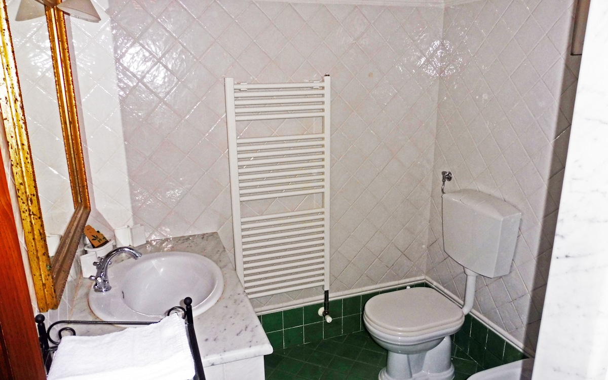 Haus Chianni 4, Badezimmer (2) Haus Chianni 4, Badezimmer (2)