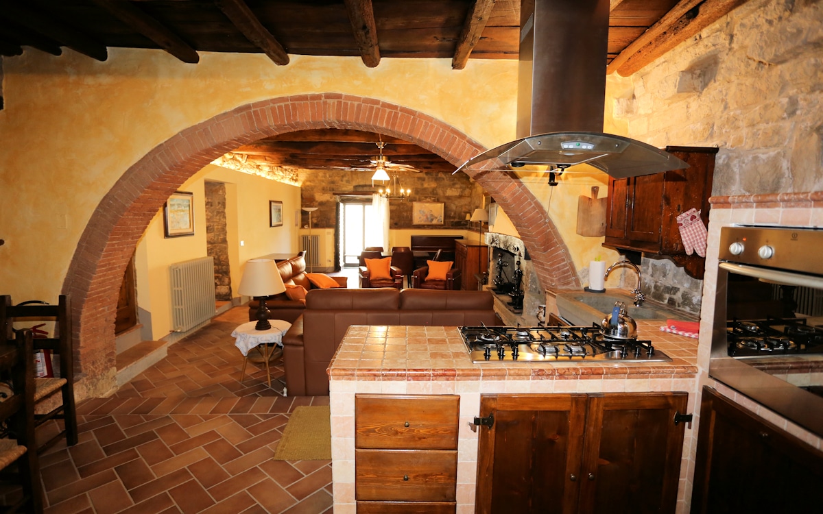 Villa Gaiole 4, Wohnküche Untergeschoss (1) Villa Gaiole 4, Wohnküche Untergeschoss (1)