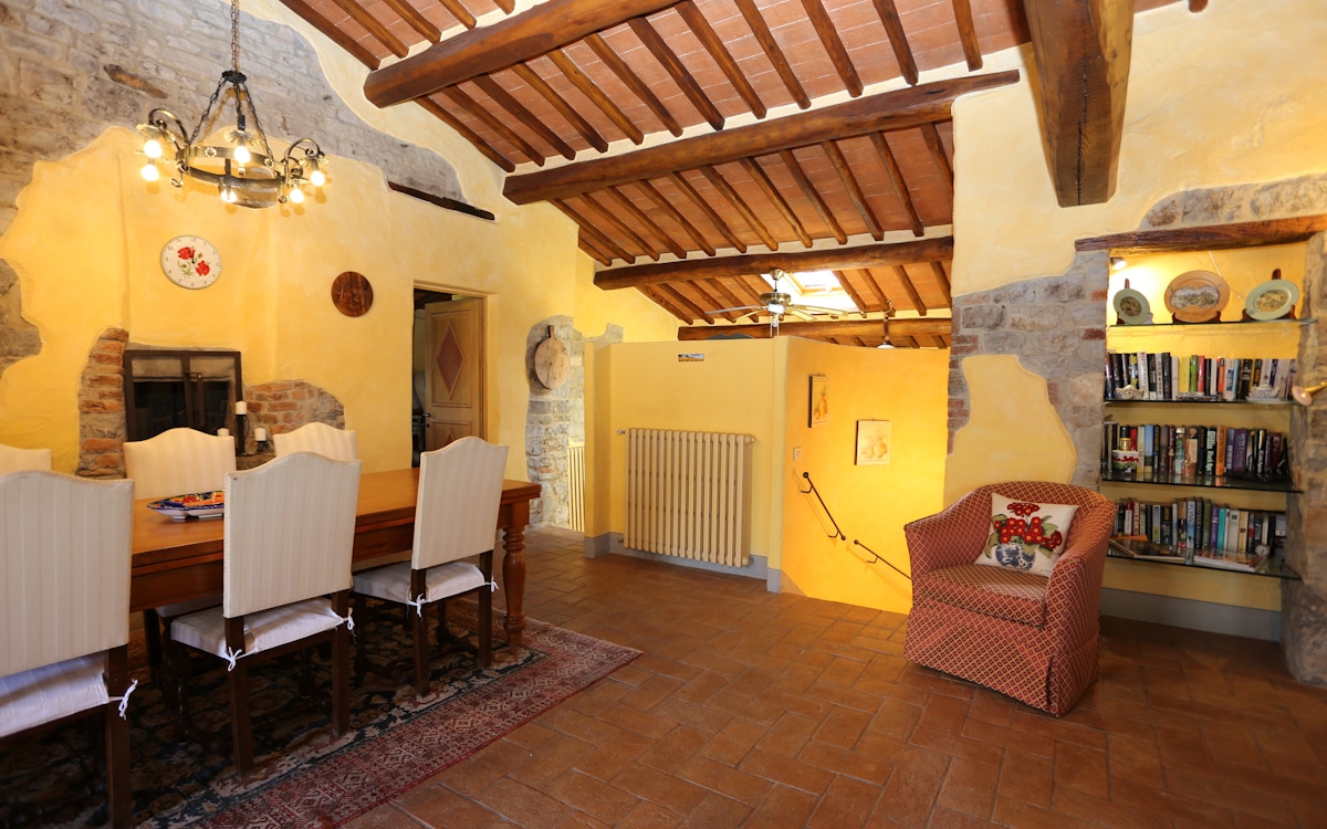 Villa Gaiole 4, Wohnzimmer Obergeschoss (1) Villa Gaiole 4, Wohnzimmer Obergeschoss (1)