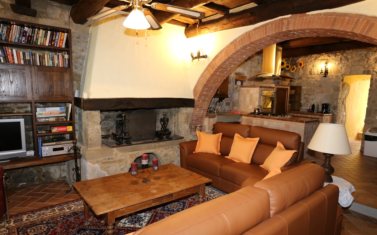 Villa Gaiole 4, Wohnzimmer Untergeschoss (1) Villa Gaiole 4, Wohnzimmer Untergeschoss (1)