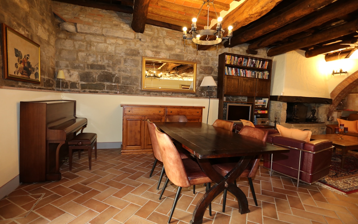 Villa Gaiole 4, Wohnzimmer Untergeschoss (2) Villa Gaiole 4, Wohnzimmer Untergeschoss (2)
