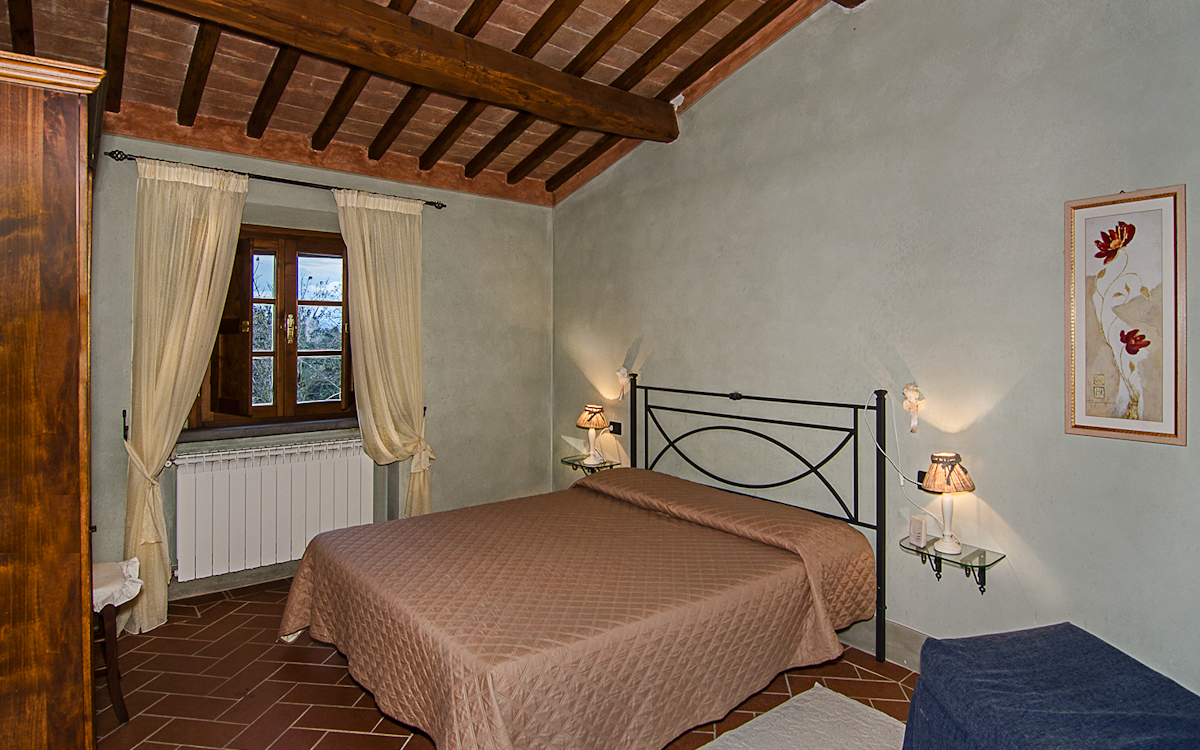 Agriturismo Crespina 2, FeWo GI21- Schlafzimmer