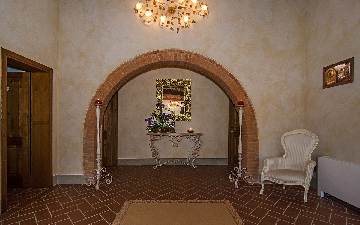 Bauernhof Crespina 2, 1. Stock (2)