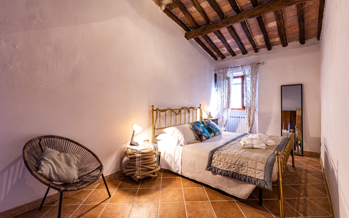 Ferienwohnung Rivalto 4 Schlafzimmer 1 (2)