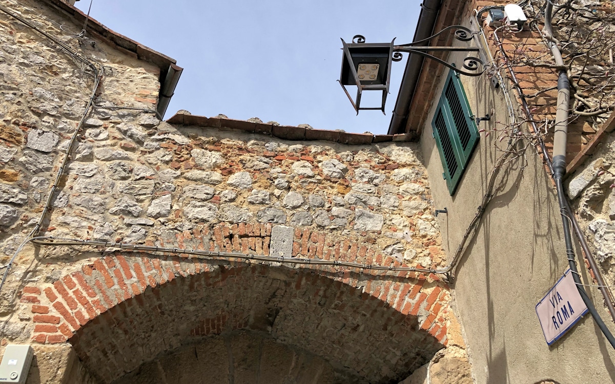 Trequanda Tor Innen Trequanda Tor Innen