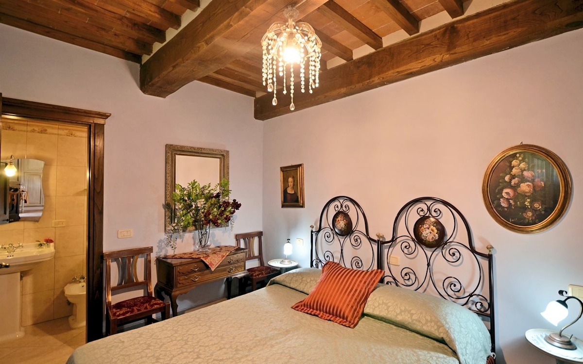 Villa Arezzo FeWo AN3E Schlafzimmer (1) Villa Arezzo FeWo AN3E Schlafzimmer (1)