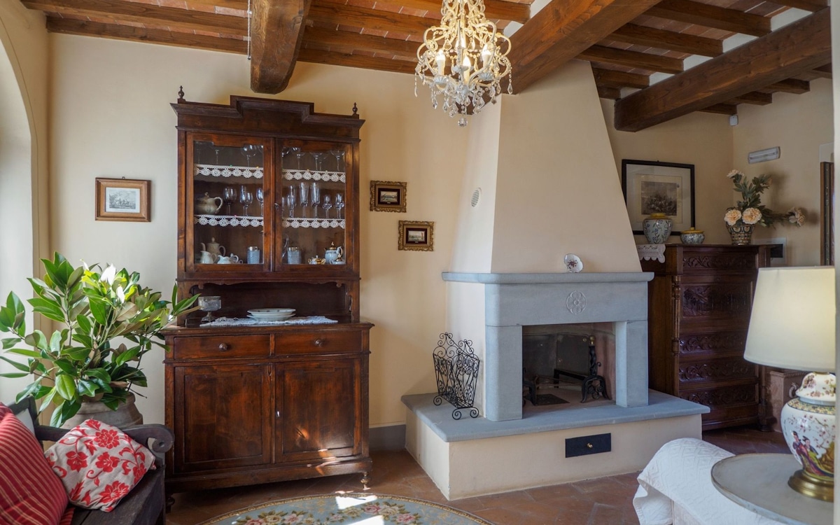 Villa Arezzo FeWo GE3E Kamin (6) Villa Arezzo FeWo GE3E Kamin (6)