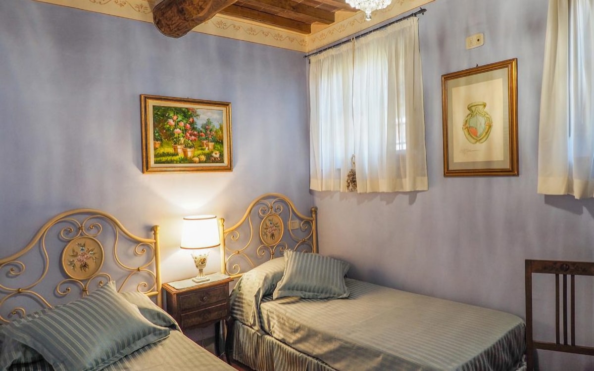 Villa Arezzo FeWo GE3E Schlafzimmer (2) Villa Arezzo FeWo GE3E Schlafzimmer (2)