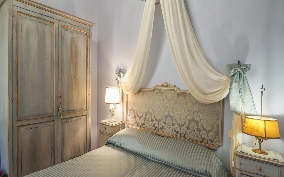 Villa Arezzo FeWo GE3E Schlafzimmer (3) Villa Arezzo FeWo GE3E Schlafzimmer (3)