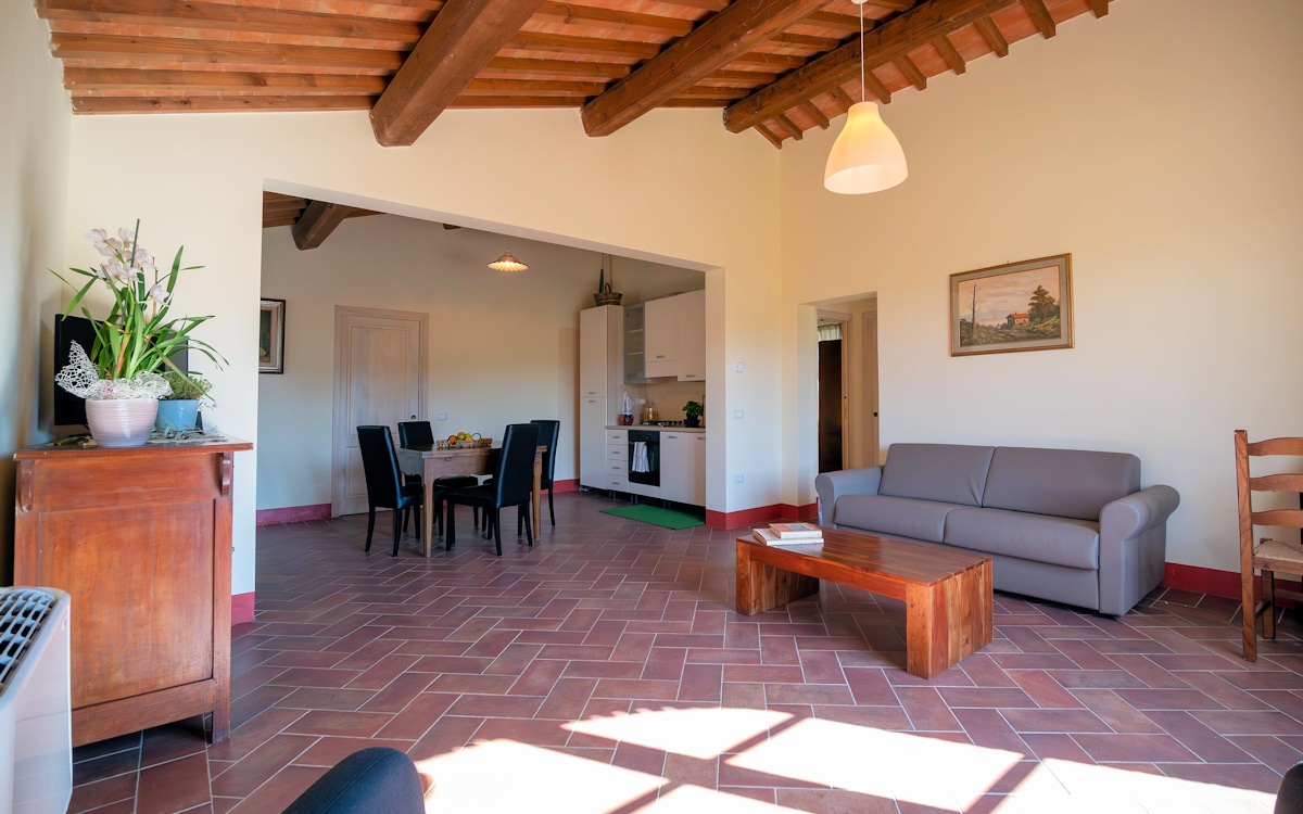 Cottage Guardistallo 2 Wohnraum (3) Cottage Guardistallo 2 Wohnraum (3)