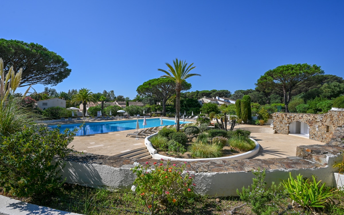 Ferienhaus Saint Tropez, beheizter Pool (3) Ferienhaus Saint Tropez, beheizter Pool (3)