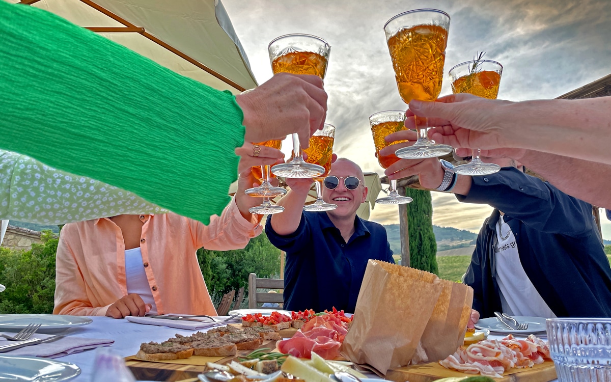 Aperitif im Bed and Breakfast Guardistallo 4 (4) Aperitif im Bed and Breakfast Guardistallo 4 (4)