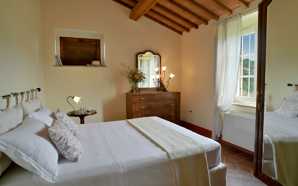 Cottage Guardistallo 2 Schlafzimmer 1 (5) Cottage Guardistallo 2 Schlafzimmer 1 (5)