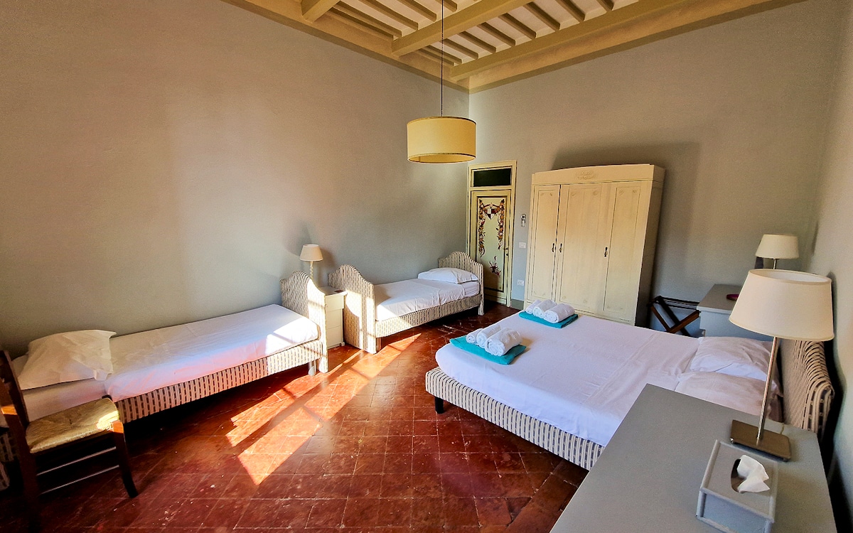 Ferienhaus Camugliano, 2. Schlafzimmer (5) Ferienhaus Camugliano, 2. Schlafzimmer (5)