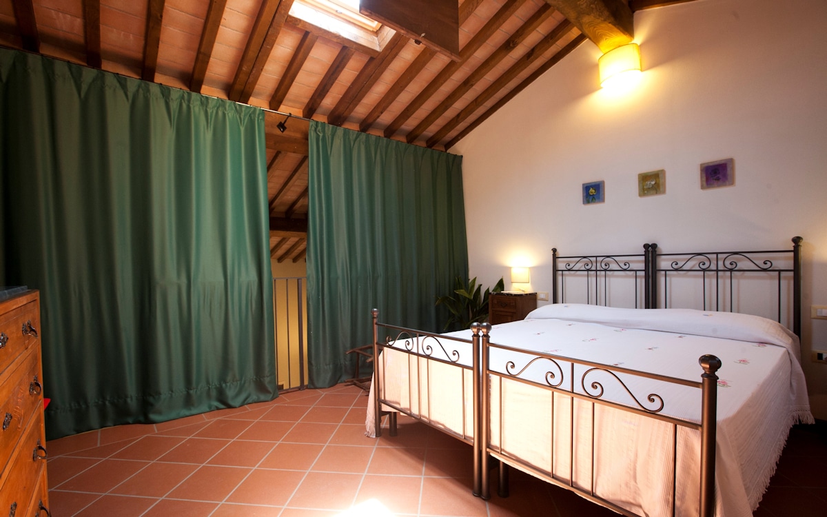 Cottage Toskana 2, Ferienwohnung Pero, Schlafgalerie (3) Cottage Toskana 2, Ferienwohnung Pero, Schlafgalerie (3)