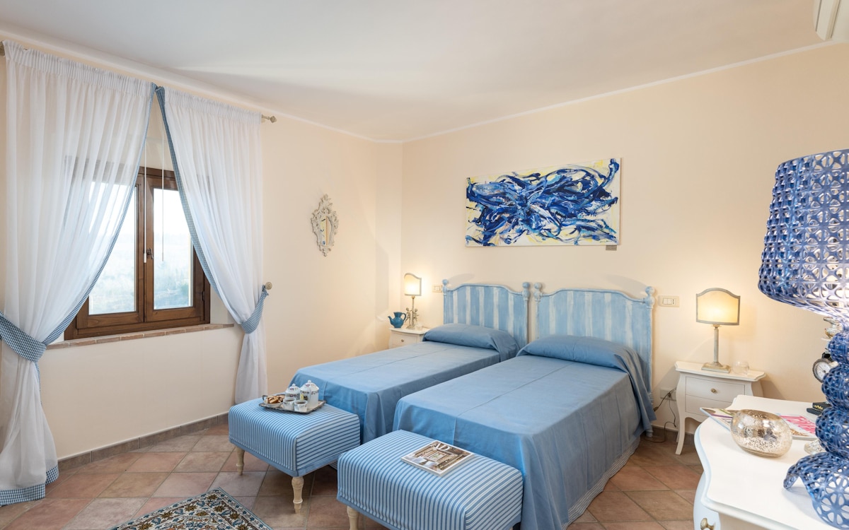 Villa Montaione, 1. Schlafzimmer (2) Villa Montaione, 1. Schlafzimmer (2)