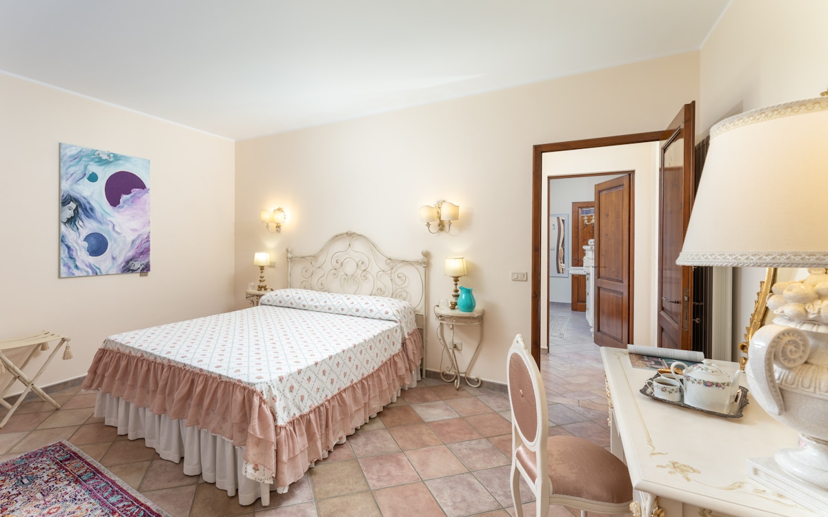 Villa Montaione, 4. Schlafzimmer (3) Villa Montaione, 4. Schlafzimmer (3)