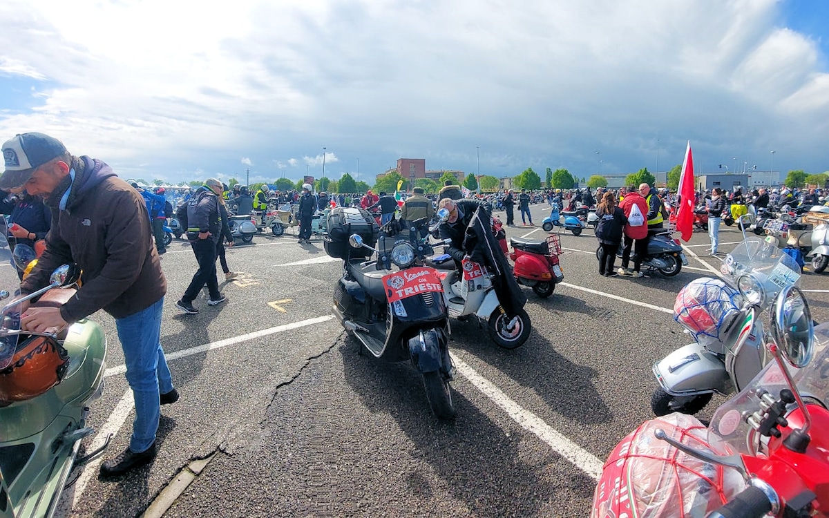 Vespa World Days (1) Vespa World Days (1)