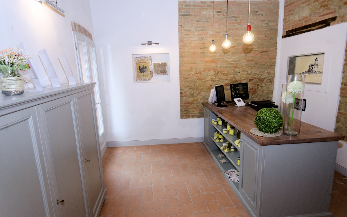 Agriturismo Palaia 3, Rezeption (3) Agriturismo Palaia 3, Rezeption (3)