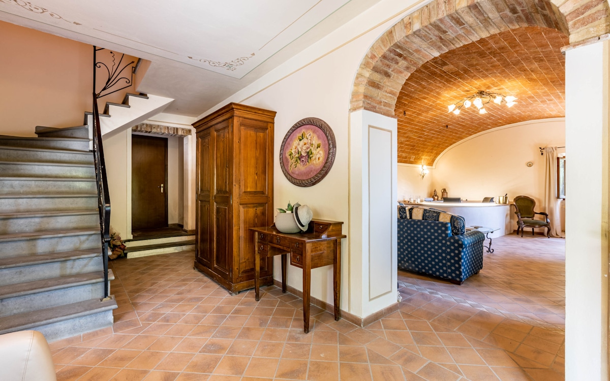 Vialla Rivalto 5 (1) Vialla Rivalto 5 (1)