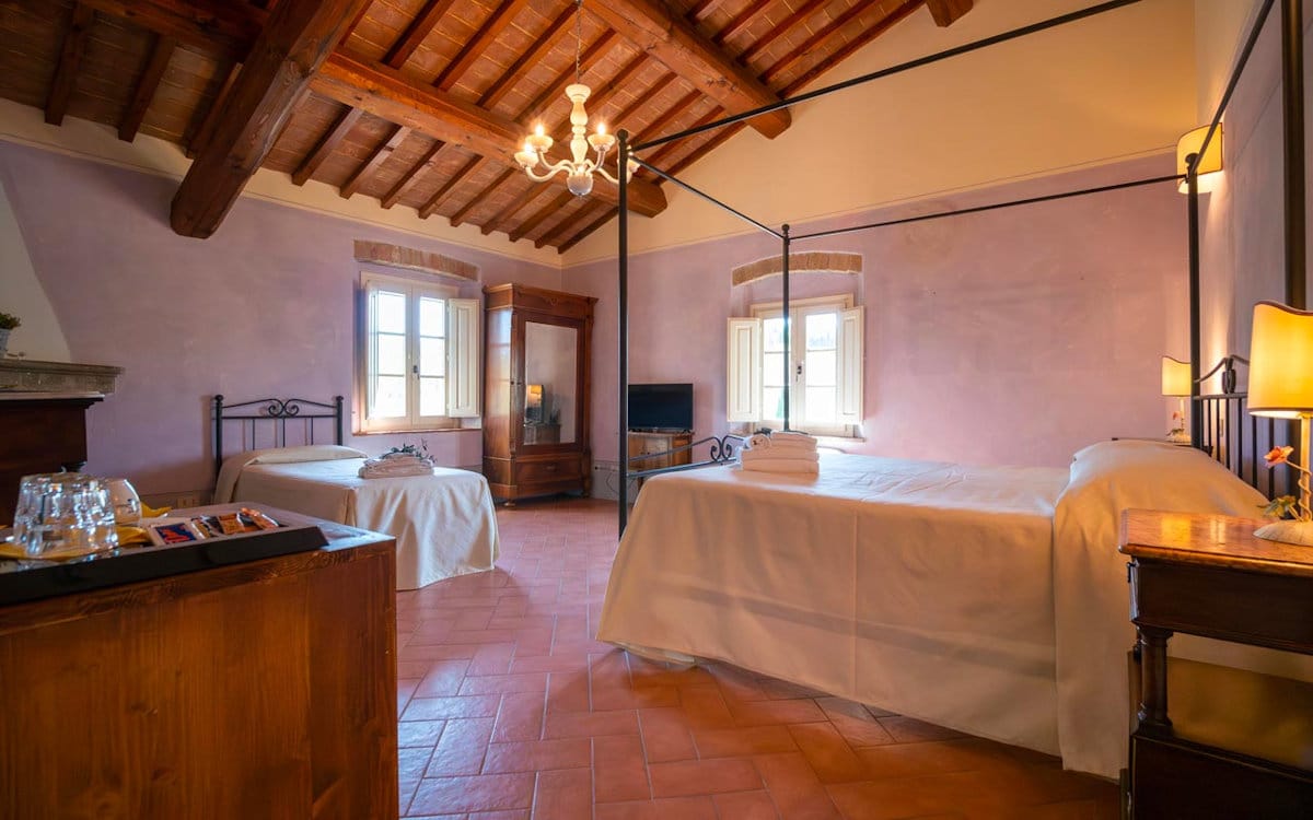 Bed and Breakfast Guardistallo 4, Zimmer LA41