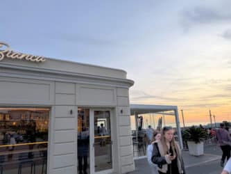 Livorno, Aperitif bei Baracchina Bianca am Sonnenuntergang (1) Livorno, Aperitif bei Baracchina Bianca am Sonnenuntergang (1)