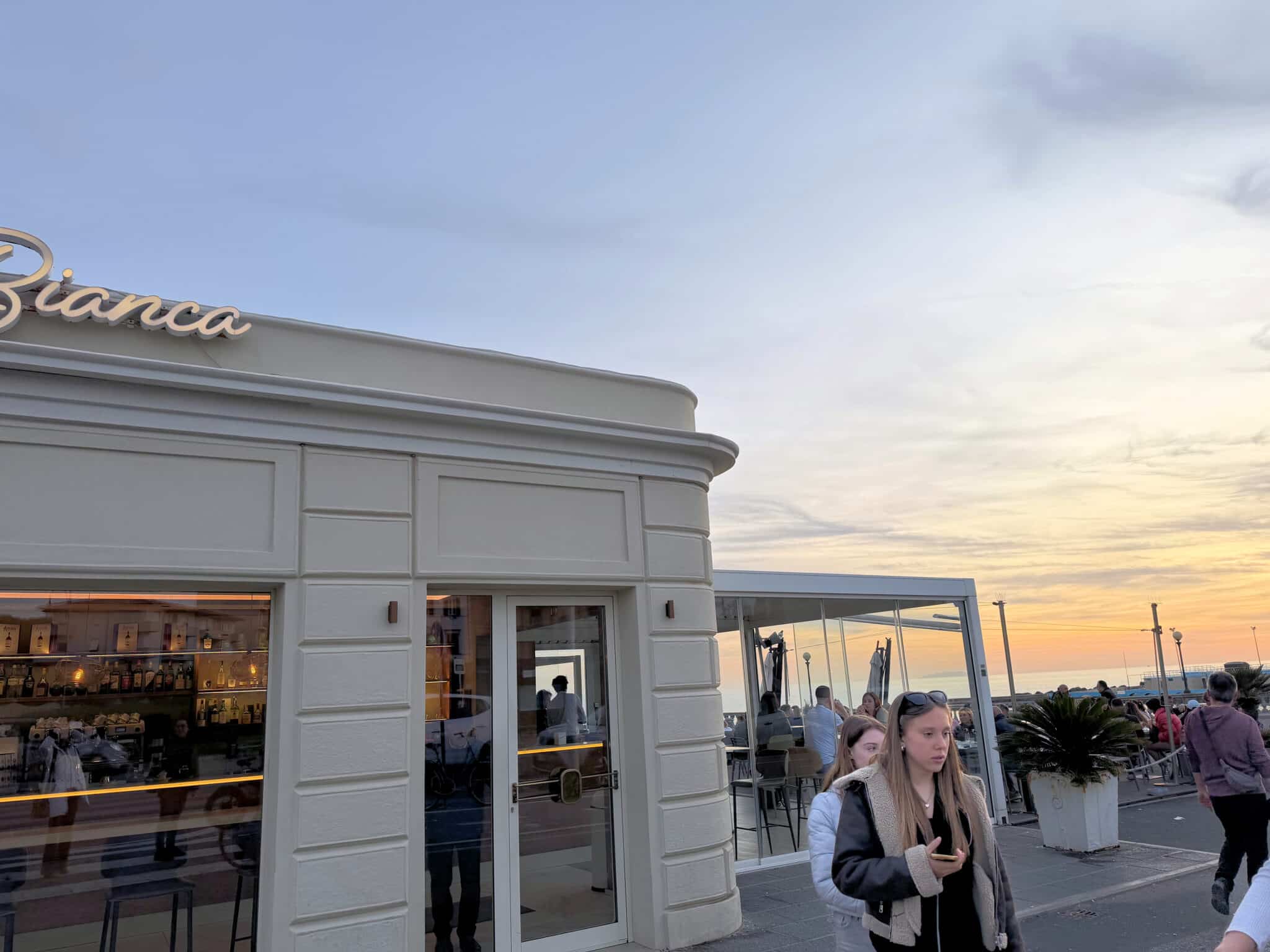 Livorno, Aperitif bei Baracchina Bianca am Sonnenuntergang (1)