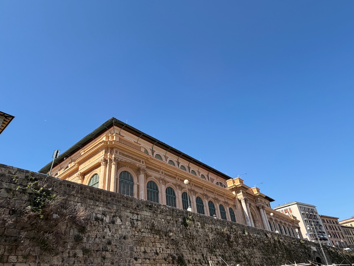 Livorno, Boat-Tour, Fassade vom Mercato delle Vettovaglie (1)